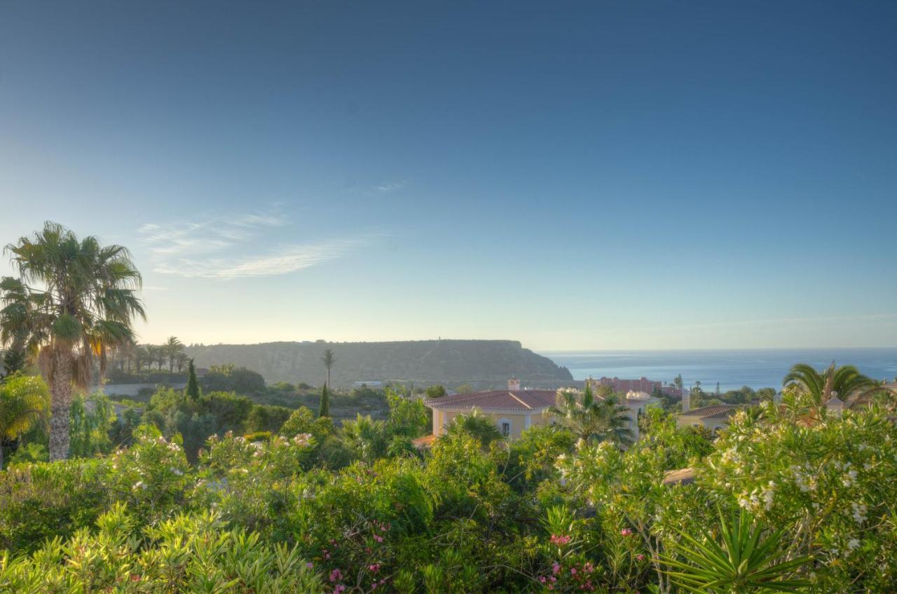 Villa Montanha, Luxury Coastal Villa, With Swimming Pool, Loungers And Alfresco Dining, 10 Min Walk To The Beautiful Praia Da Luz Beach, Shops, Bars And Restaurants! Exterior foto